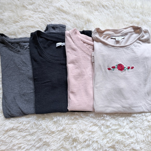 Abercrombie & Fitch Tops - Name Brand T-shirt Bundle Size Small